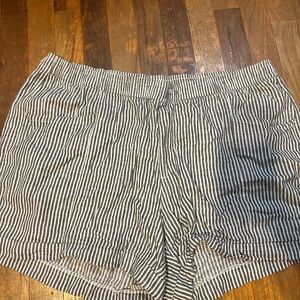 Old Navy Linen Shorts